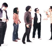 KOMPLOT_(dari_kiri)_Jeffny,_Amrud,_Chino,_Haekal_dan_Zac.jpg