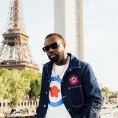 @kenzo pour mon tout premier défilé   im so grateful for everything (offset il a kiffé mon grillz en plus)merci pour les travaux @coumbishopelowie (2).jpg