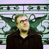 Robin Guthrie.jpg