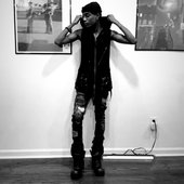 leek b&w