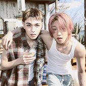 SEVENTEEN V8