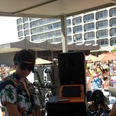 tons-o-shades-wardell