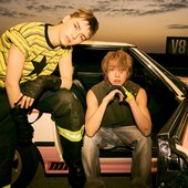 SEVENTEEN V8
