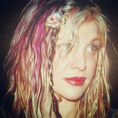 Avatar for Violetgrrrl