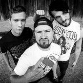Skeleton-Pit-CHaos-at-the-Mosh-Reactor-Band-768x512.jpg