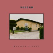HUGGET I STEN