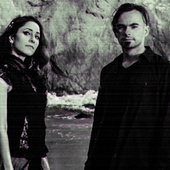 Undine : NL / USA - Darkwave/Synthwave/Shoegaze
