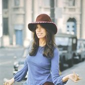 Carly Simon
