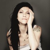 ELISA@Giovanni-Gastel-per-RollingStone.-834x1024.jpg