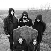 Photo from Kaneda Records Bandcamp.