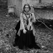 Ana Alcaide 