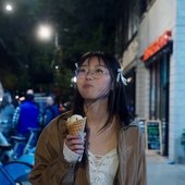 minji ice cream days 2.jpg