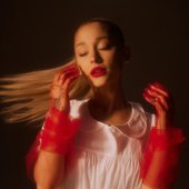 ariana grande
