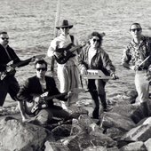 The Surfdusters.jpg