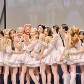loona ot12 <3