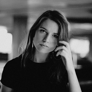 Immagine per 'Angie McMahon'
