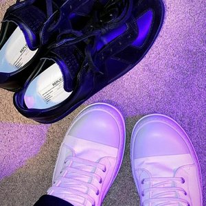 'Play Shoes' için resim