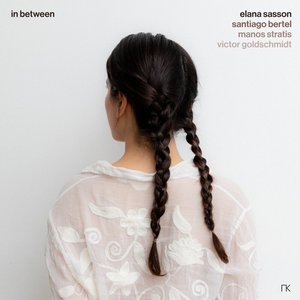 Zdjęcia dla 'In Between'