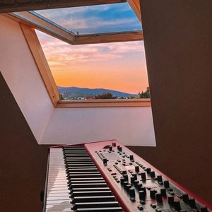 'Phrygian House Etude'の画像