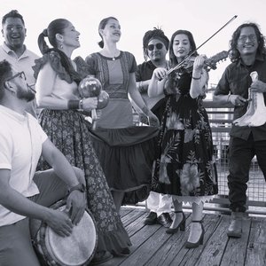 Image for 'Guachinangos'
