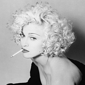 Immagine per 'Madonna'