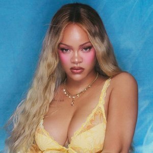 “Rihanna”的封面