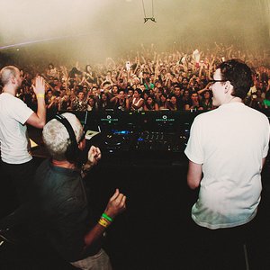 Immagine per 'Above & Beyond'