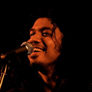 'Angaraag Papon Mahanta' için resim