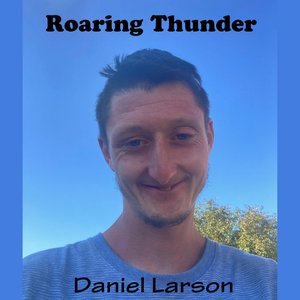 Bild för 'Roaring Thunder'