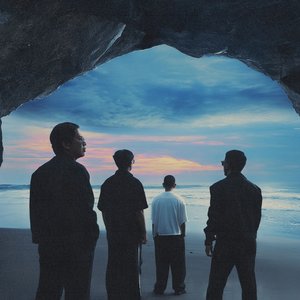 Image for 'Perayaan Patah Hati - Babak 2'