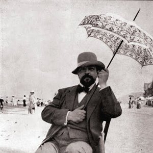 “Claude Debussy”的封面