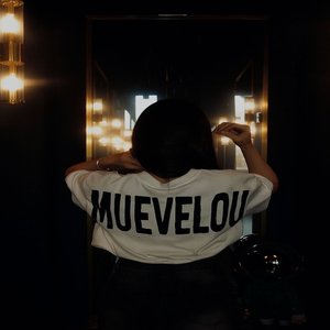 Immagine per 'MUEVELOU'