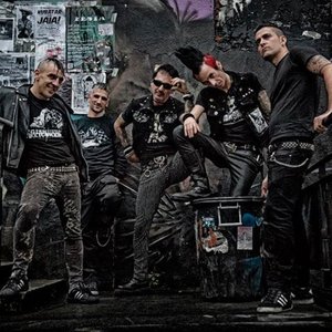 “RadioCrimen”的封面