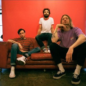 “Dinosaur Pile-Up”的封面
