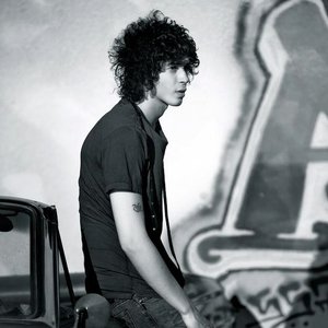 Bild für 'Julian Perretta'