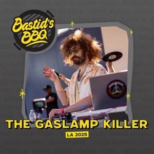 Imagen de 'The Gaslamp Killer at Bastid’s BBQ, Los Angeles, 2025 (DJ Mix)'