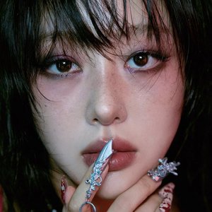 'Yves'の画像
