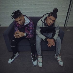 “Double Zuksh”的封面