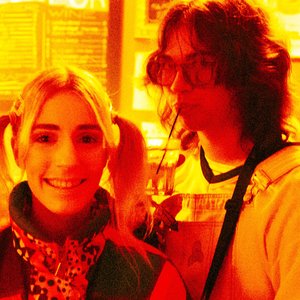 'DOMi & JD Beck' için resim