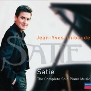 'Satie: The Complete Solo Piano Music (Disc 3)' için resim