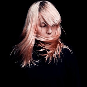 'Austra'の画像