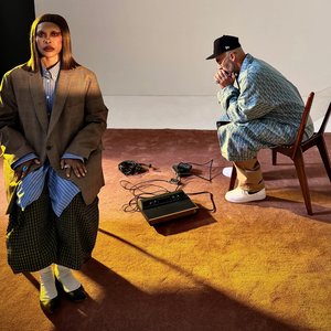 “Erykah Badu & The Alchemist”的封面