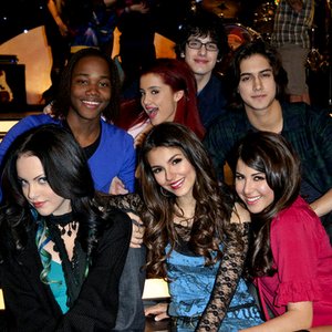 Image for 'Victorious Cast'