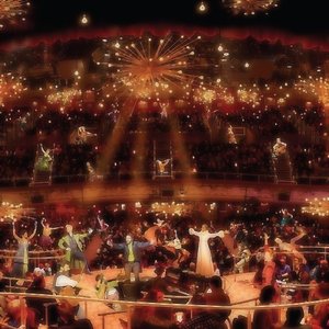 'Original Broadway Company of Natasha, Pierre & the Great Comet of 1812'の画像