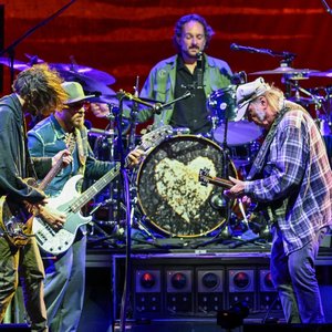 Image for 'Neil Young & The Chrome Hearts'
