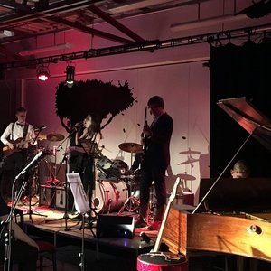 '6th Street Jazz' için resim