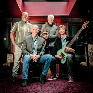 'Yellowjackets'の画像