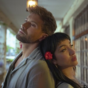 Image for 'Amigos (con Maria Becerra)'