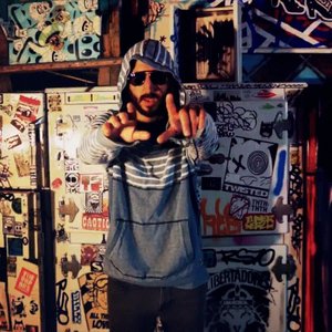 Zdjęcia dla 'Eric Turner'