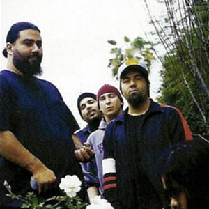 'Deftones' için resim
